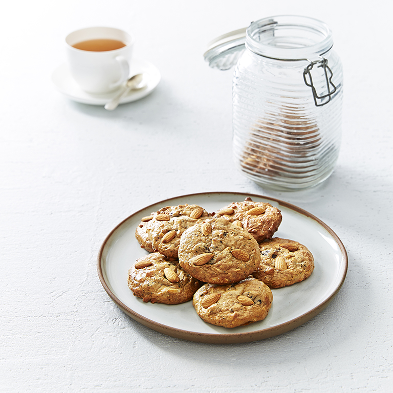 almond-chia-and-cranberry-cookies